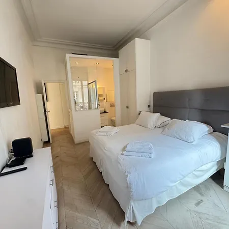 Luxury 165m2 16 Victor Hugo Etoile Ac Paříž